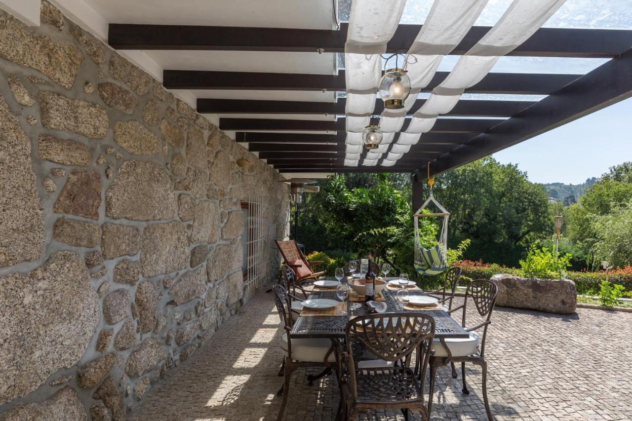 Host Wise - Boutique W Pool Travanca (Porto)
